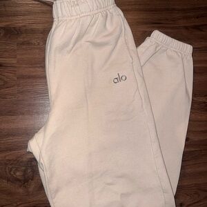 ALO Accolade Sweatoants